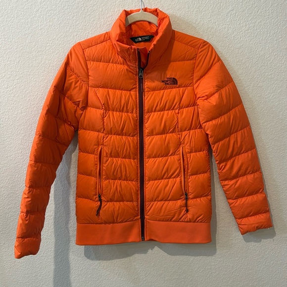 Orange North Face Puffer Jacket Women’s‎ XS - Picture 1 of 8